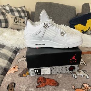 Jordan retro 4 Pure Money 2017 size 11 with org box 100% authentic
